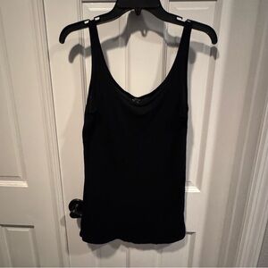Black Camisole Tank Top‎